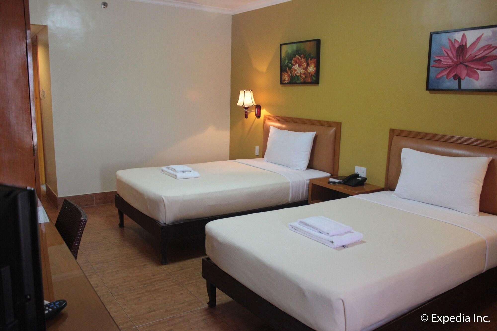 Pamulinawen Hotel Лаоаг Экстерьер фото