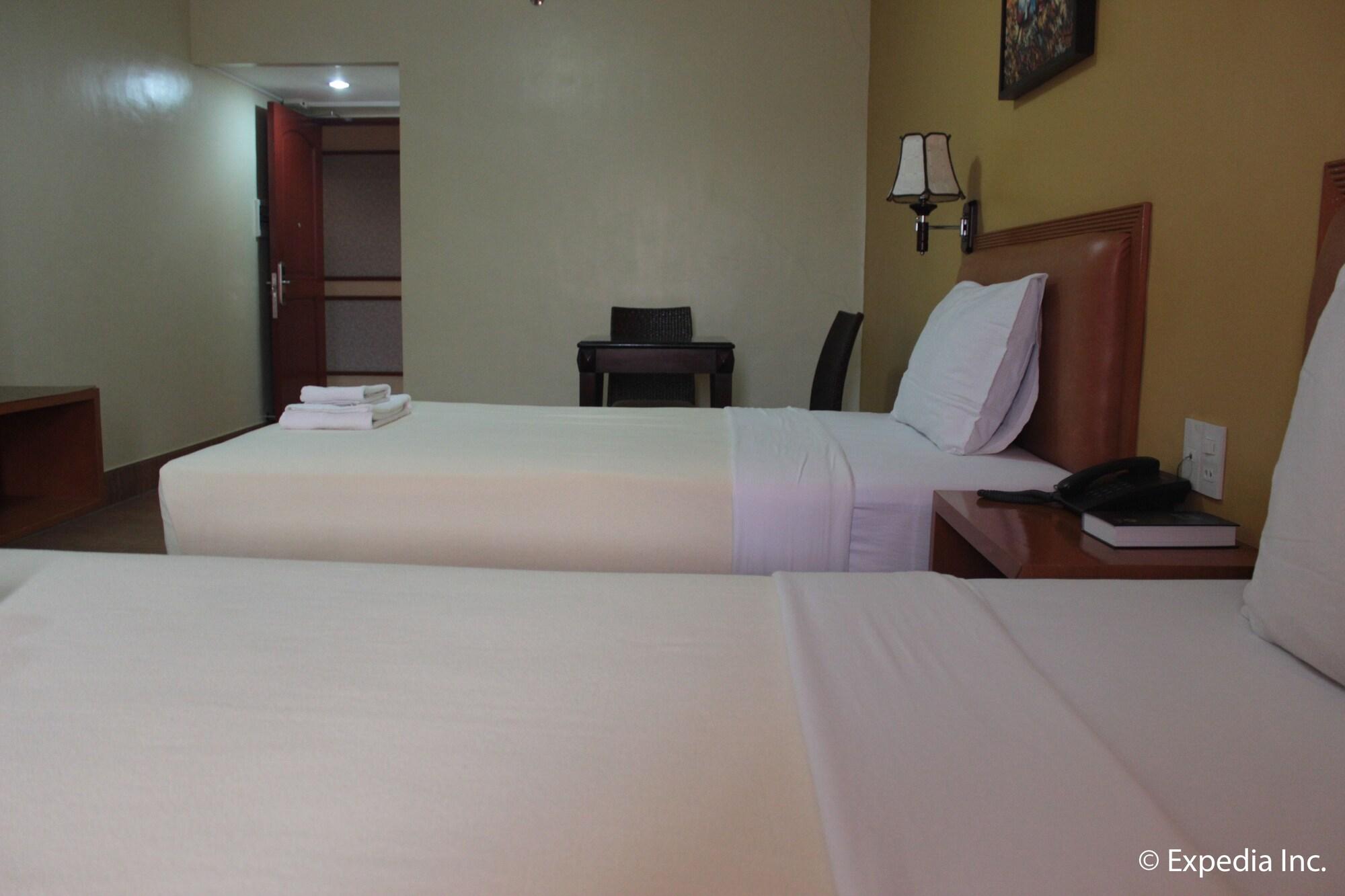 Pamulinawen Hotel Лаоаг Экстерьер фото