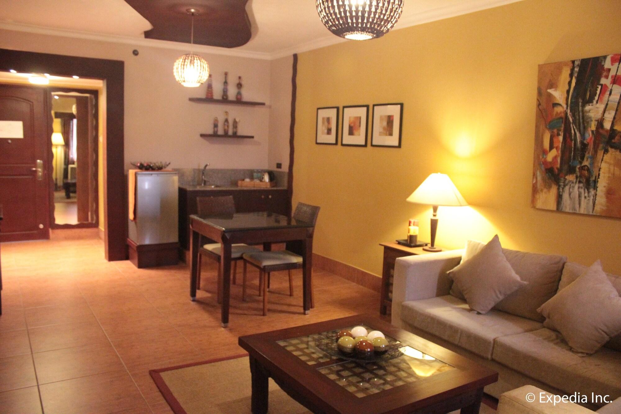 Pamulinawen Hotel Лаоаг Экстерьер фото