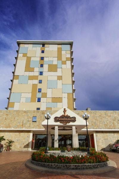 Pamulinawen Hotel Лаоаг Экстерьер фото